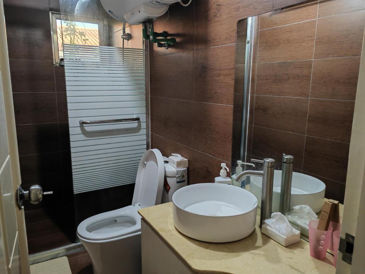 Lata Hotel ヌクアロファ エクステリア 写真